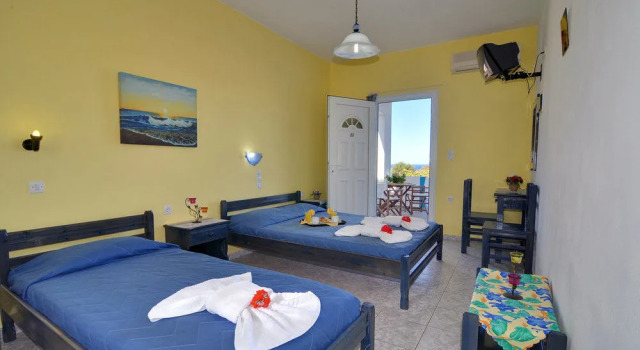 Agnanti Rooms, Prenota Hotel Hotel a Milo con parcheggio, Parcheggio