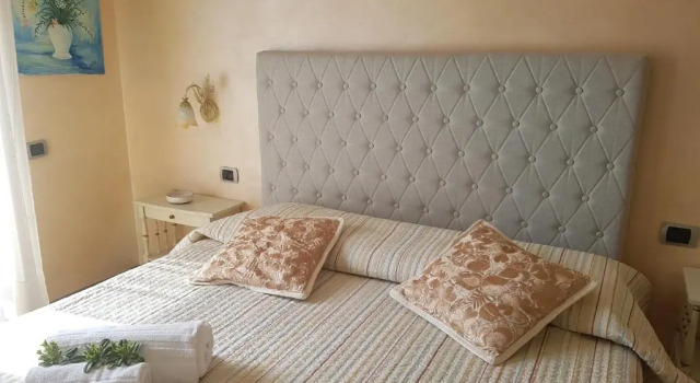 Standard- dobbelt værelse med altan B&B Fontanella