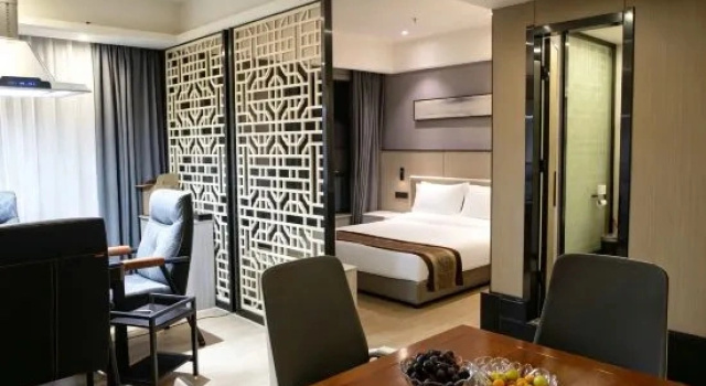 Люкс Bengbu Lakeview Business Hotel