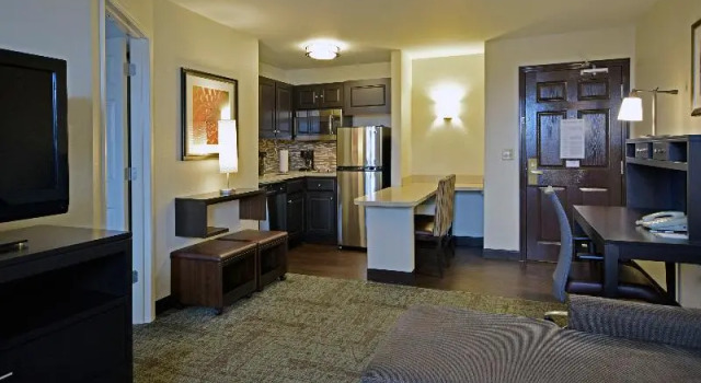Номер Standard Staybridge Suites - Cincinnati North by IHG