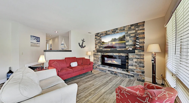 New Listing! Anchorage W/ Pool & Hot Tub 2 Bedroom Villa