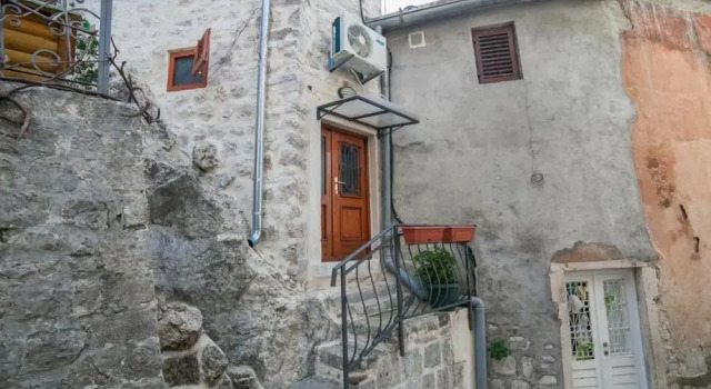 Cozy Stay in Kotors Old Town