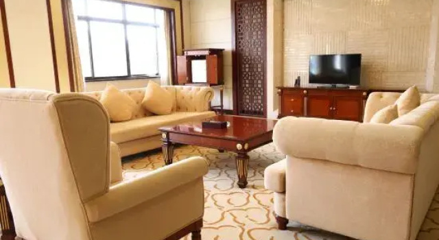 Люкс Presidential Jiuhuashan Center Hotel