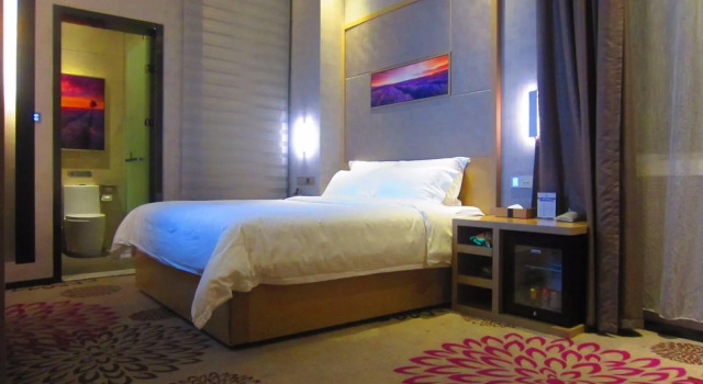 Двухместный номер Deluxe Lavande Hotel Lianjiang Avenue Telecom Building