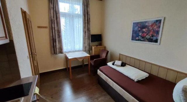 Camera Standard Haus Savina