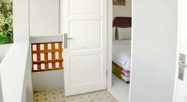 Kamojo Guest House, Rezerwuj Pensjonat Medan Sumatra