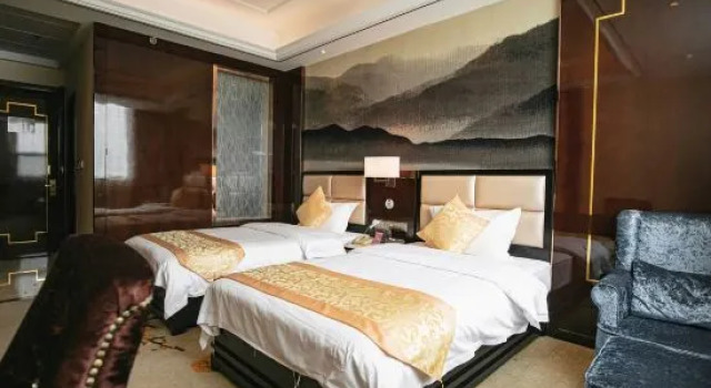 Ruihang Hotel