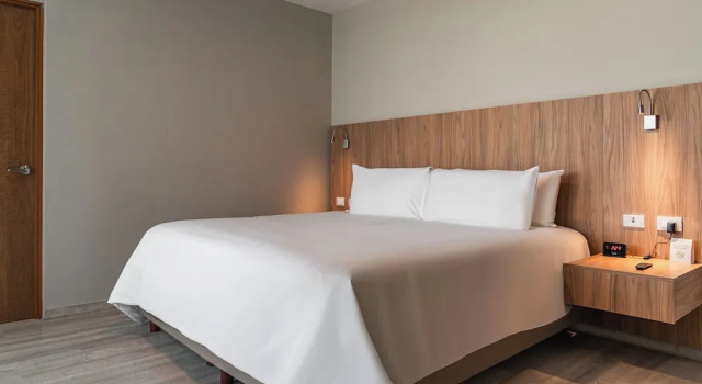 Шестиместный семейный номер Wyndham Garden Mazatlan Marina