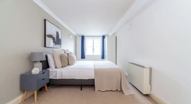 Modern Dalston Apartment