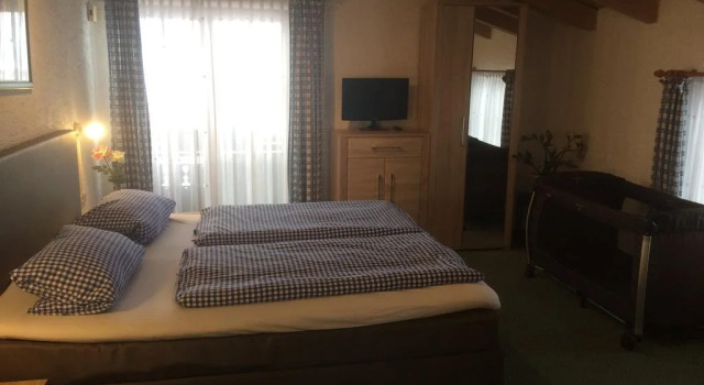 Haus Schwalbennest, Rezervovat Hotel Hotely v Bavorsko s parkováním, Parkování