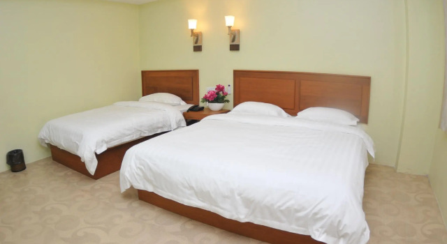 Habitación Estándar Shwe Phyu Hotel