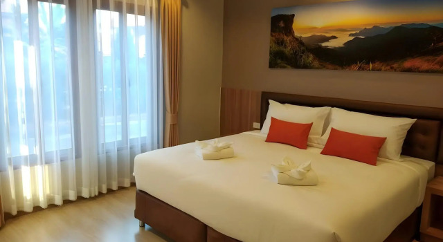 Ben Guesthouse, Забронировать Отель Отели Чианграй 3 звезды, рядом с Часовая башня Чианг Рай, 3*
