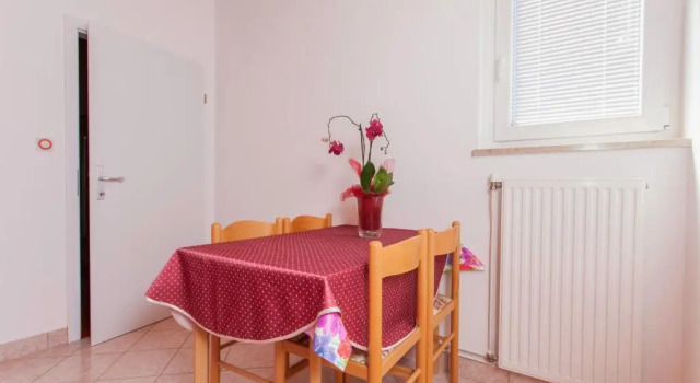 Apartment Relax, Prenota Appartamento Hotel a Valbandon con colazione, Colazione