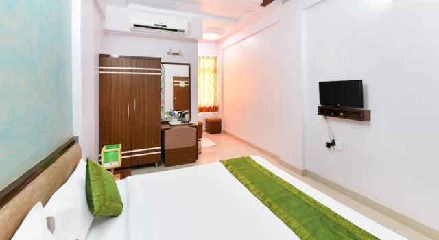 OYO 2116 Skylon Hotel, Réserver Hôtel Gandhinagar 