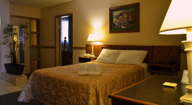 Hotel Santa Fe, Rezerwuj Hotel Hotele w Ciudad Juarez z basenem, Basen