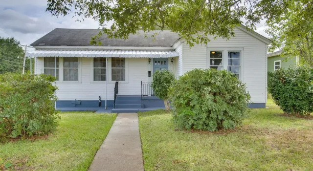 Коттедж Charming Cottage w/ Mississippi River Views!