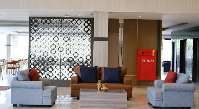 LYNN Hotel Tuban, Book Hotel 4-Star Hotels in East Java, 4*
