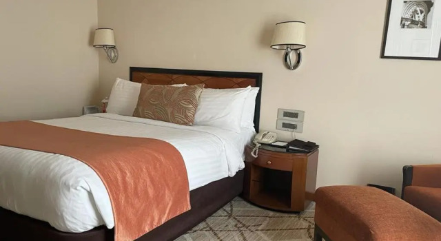Двухместный люкс Executive Hotel Marine Plaza