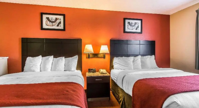 Люкс Quality Inn & Suites