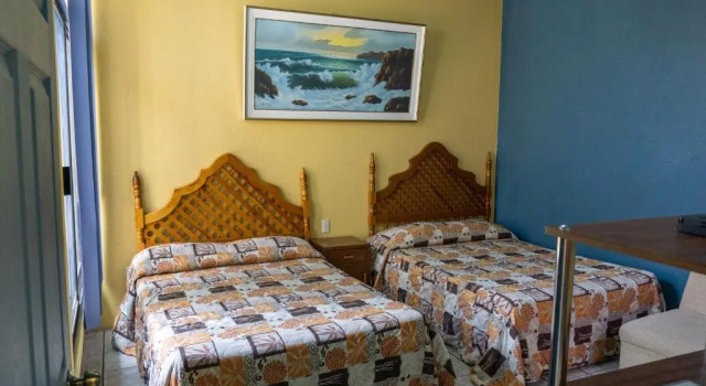 Suite Hotel Colonial