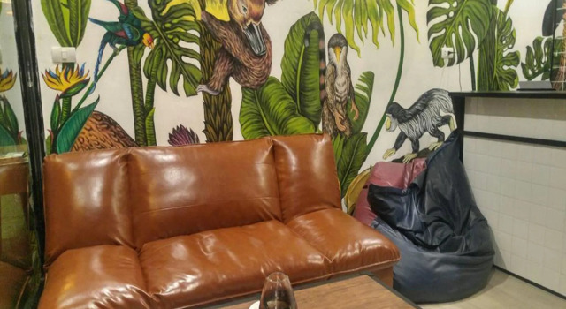 Rowhou8E Hostel Huahin, Забронировать Хостел Хостелы Хуахин, рядом с Аквапарк Vava Nava, Хостел