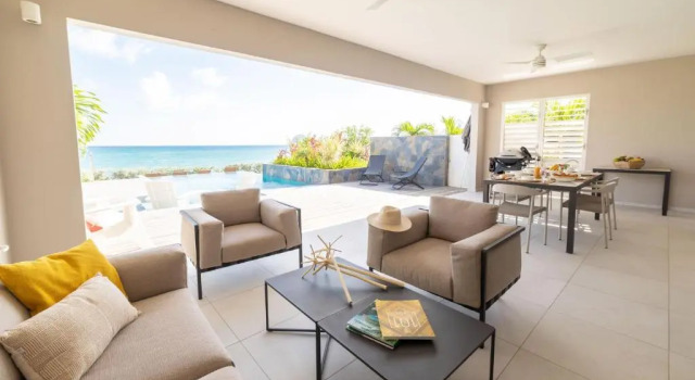 Вилла рядом с пляжем Eden Roc Villas