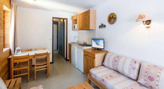 Central Alpine Stay for 5 in Morillon