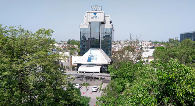 Люкс Executive c 1 комнатой с видом на город The Maya Hotel