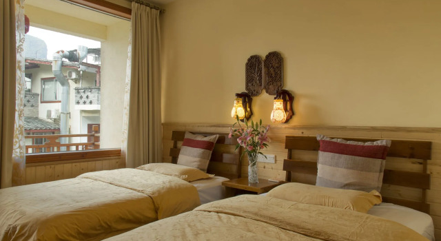 Snow Lion Riverside Resort, Reservar Resort Yangshuo Guangxi, perto de Yangshuo Bridge