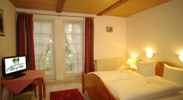 Gästehaus Räuber Lippoldskrug, Varaa Matkakoti Alfeld (Leine) Weser Uplands