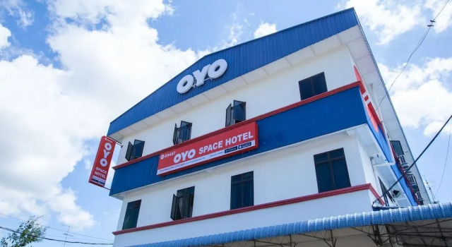 OYO 89487 Space Hotel, Réserver Hôtel Hôtels à Johor avec parking, Parking