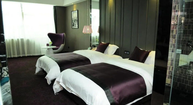 Carnival Fashion Hotel