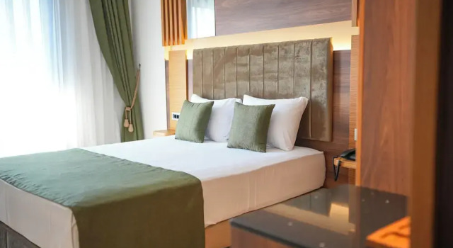 Двухместный номер Comfort с балконом и с видом на бассейн Hotel Oliva Verde