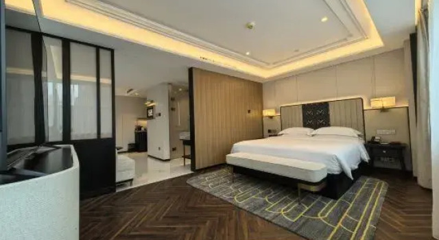 Капсула Superior Metropolo, Guangzhou, Wanda Plaza-Baiyun Mountain