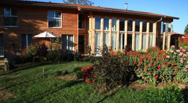 Maison Addama, Boek Hotel Hotels in Rhône met zwembad, Zwembad