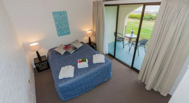 Edgewater Gardens, Book Hotel Batehaven New South Wales