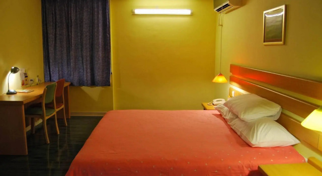 Home Inn Shenzhen Dongmen Hubei Subway Branch