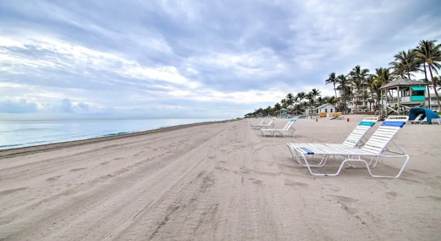 1 Mi to Deerfield Beach: Home w/ Outdoor Oasis!, Забронировать Дом для отпуска Коттеджи Дирфилд-Бич, Коттедж