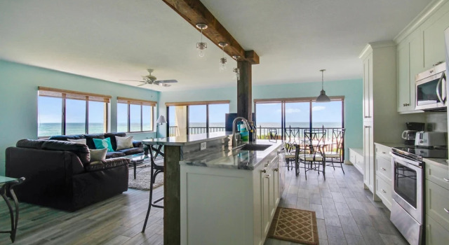 Land's End 401 Building 7 TOP Floor/corner Unit/beachfront