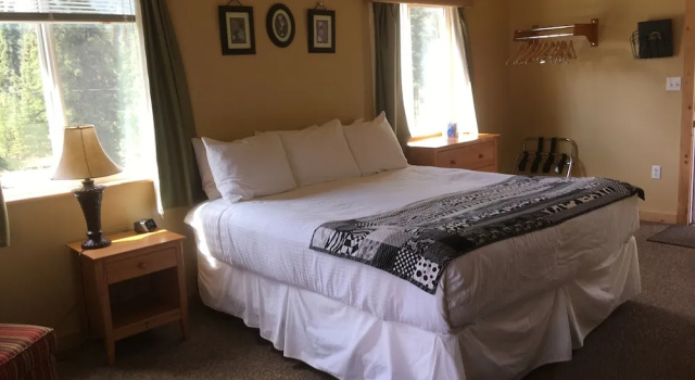 Двухместный номер Standard с видом на горы McKinley Creekside Cabins