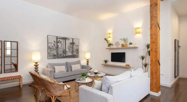 Апартаменты Wonderful Duplex Located in the Center of Malaga. Larios II