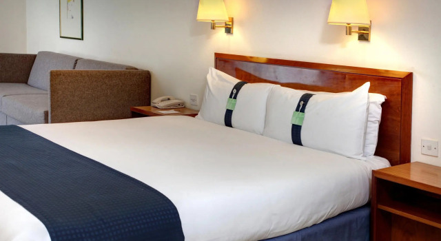 Двухместный номер Standard voco Fareham - Solent by IHG