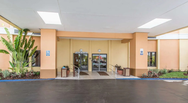 Comfort Inn Maingate, Rezerwuj Hotel Hotele w Four Corners ze śniadaniem, Śniadanie
