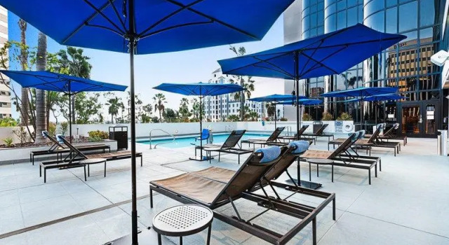 Номер Standard с видом на город Marriott Long Beach Downtown