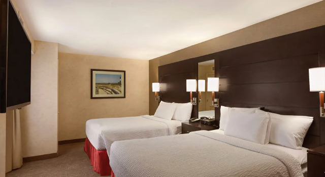 Residence Inn by Marriott Long Island Islip/Courthouse Complex, Забронировать Отель Сентрал-Айлип 