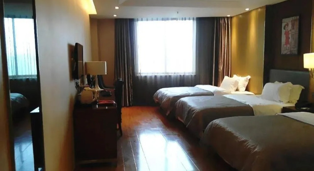 Hapicoo Business Hotel, Book Hotel Hoteller i Kai Fu med parkering, Parkering