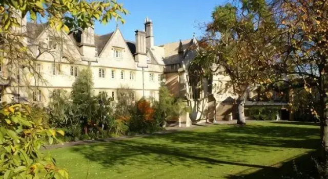 Номер Standard Wadham College