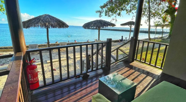 Вилла Deluxe Tunamaya Beach & Spa Resort Tioman Island