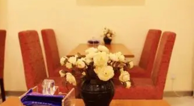 HanTing Hotel (Xishuangbanna Peacock Lake)