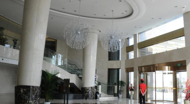 Champs Elysees Hotel (Haining Leather City Store), Rezerwuj Hotel Hotele 3-gwiazdkowe w Haining, 3*